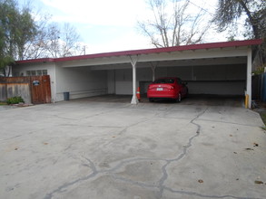 517-525 E Acacia Ave in Hemet, CA - Building Photo - Other