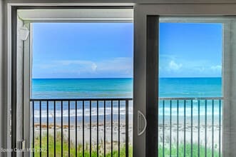 199 Jimmy Buffett Mem Hwy in Satellite Beach, FL - Foto de edificio - Building Photo