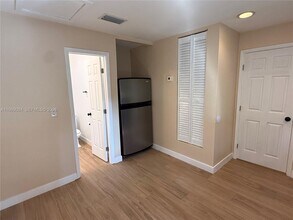 287 NE 118th Terrace in Miami, FL - Building Photo - Building Photo