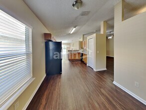 3264 Talisman Drive, Unit 058 in Middleburg, FL - Building Photo - Building Photo