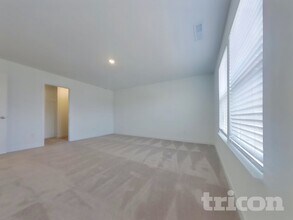 11714 Cotterill Wy in Indianapolis, IN - Foto de edificio - Building Photo