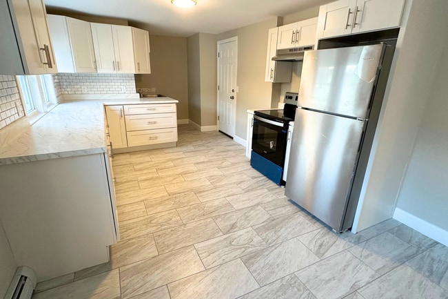 property at 718 Beech St