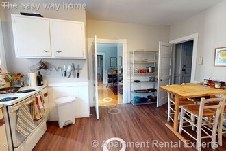 8 Forest St in Cambridge, MA - Building Photo - Building Photo