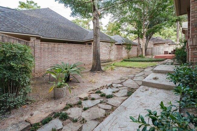 127 S Copperknoll Cir in Spring, TX - Building Photo - Building Photo