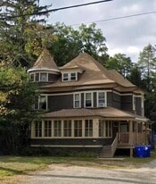 237 Winthrop St, Unit 3