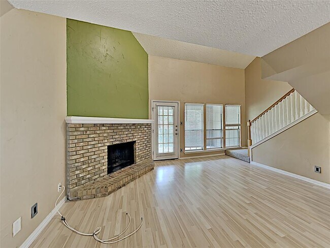 5565 Preston Oaks Rd-Unit -268 in Dallas, TX - Building Photo - Building Photo