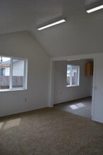 2001 Peninsula Dr in Arcata, CA - Building Photo - Building Photo