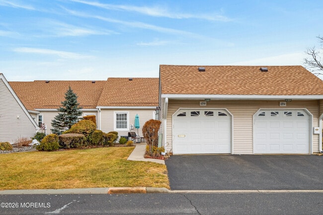 69 William And Mary Sq in Freehold, NJ - Building Photo - Building Photo