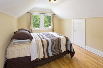 891 21st Ave SE in Minneapolis, MN - Foto de edificio - Building Photo