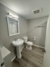 24 Monarch Wy in Portsmouth, NH - Building Photo - Building Photo