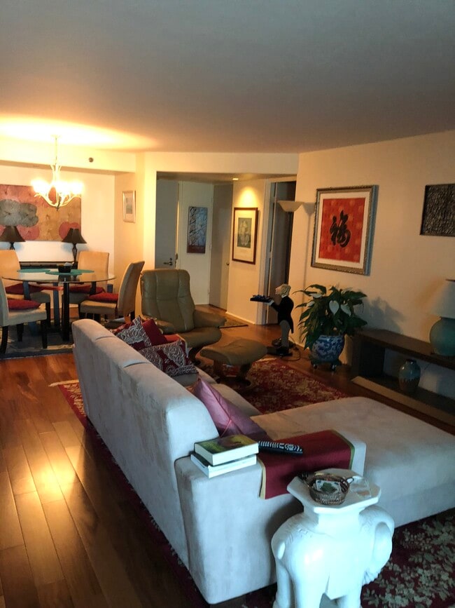 66 Queen St, Unit 3702 in Honolulu, HI - Building Photo - Building Photo