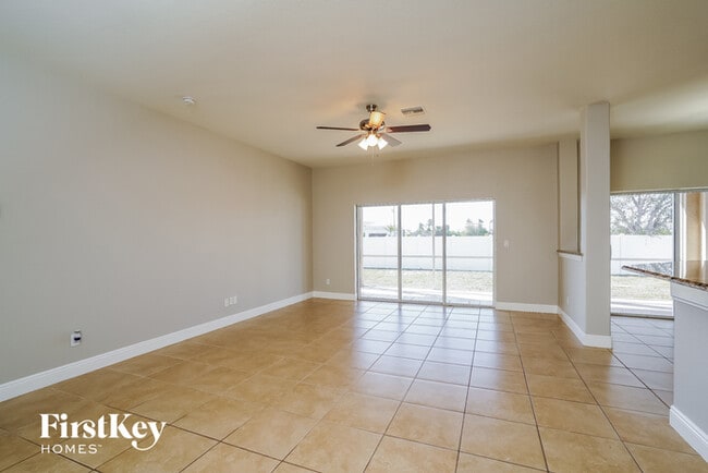 1720 NW 9th Terrace in Cape Coral, FL - Building Photo - Building Photo