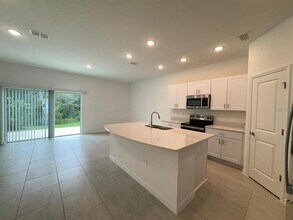 3611 Mayfair St in Kissimmee, FL - Building Photo - Building Photo