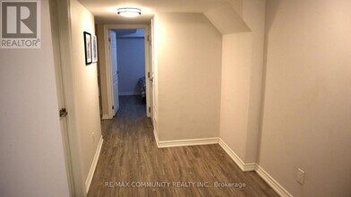 1061 Rowntree Crescent in Pickering, ON - Building Photo - Building Photo