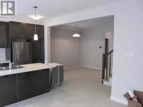 30 Pewee Pl in Ottawa, ON - Building Photo - Building Photo