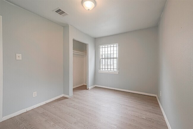 9302 Fairland Dr in Houston, TX - Building Photo - Building Photo