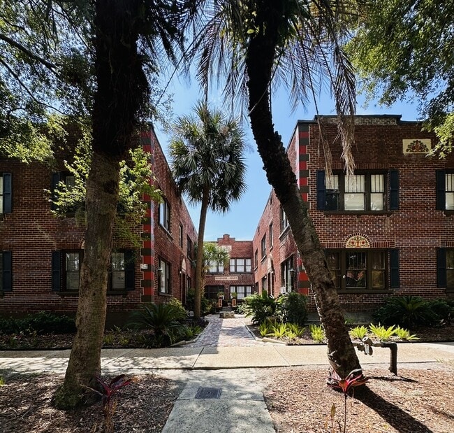 property at 2738 Riverside Ave