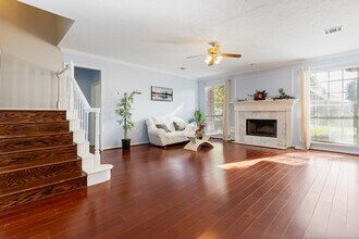 6419 Sutter Park Ln in Houston, TX - Building Photo - Building Photo