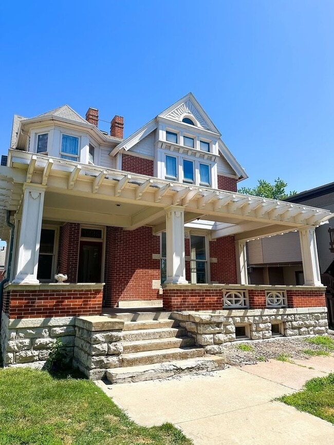 property at 1235 Maine St