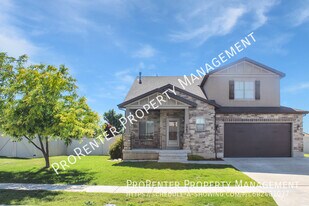 1062 S 1775 W in Syracuse, UT - Building Photo