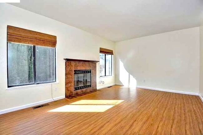 39 Gazania Ter in Fremont, CA - Building Photo - Building Photo