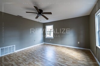 3513 Sherlawn Dr in Moss Point, MS - Building Photo - Building Photo