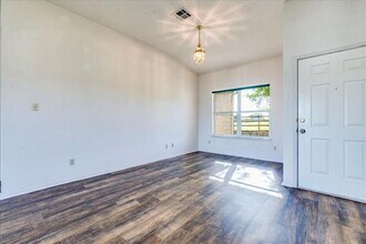 1644 Co Rd 139 in Hutto, TX - Building Photo - Building Photo
