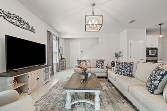 17997 Dairy Farm Ct in Land O Lakes, FL - Foto de edificio - Building Photo