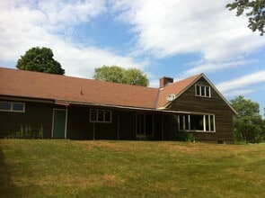 63 Ascutney St in Windsor, VT - Building Photo - Building Photo