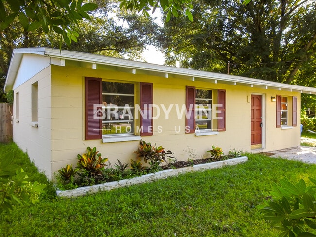 9216 W Patterson St in Tampa, FL - Building Photo - Building Photo