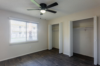 The Lennox at Tempe in Tempe, AZ - Building Photo - Interior Photo