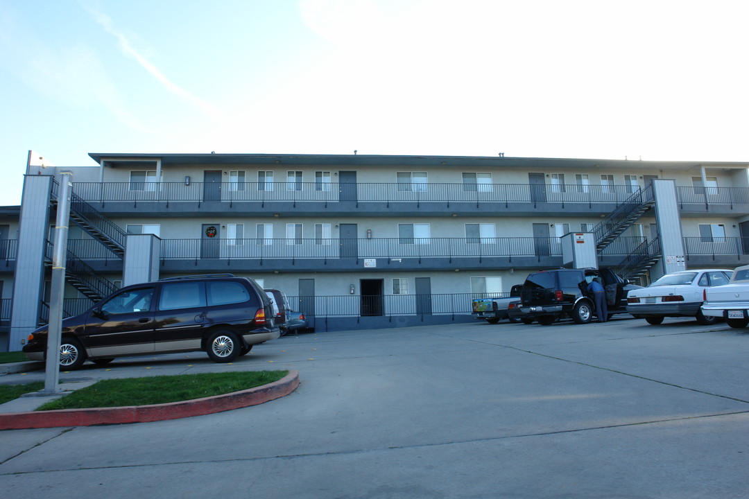 Park View Apartments in Salinas, CA - Building Photo