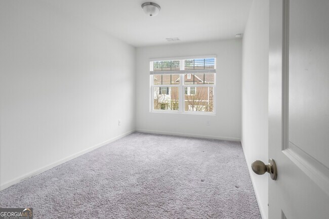 1677 Vernon Blvd in Decatur, GA - Building Photo - Building Photo