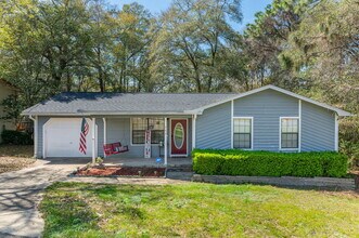 969 Dixie St in Crestview, FL - Building Photo - Building Photo