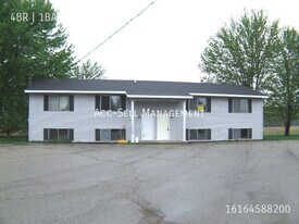5227 Rich St in Allendale, MI - Building Photo