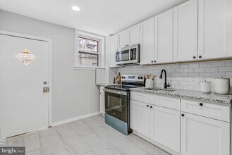 2839 Winton St in Philadelphia, PA - Building Photo - Building Photo