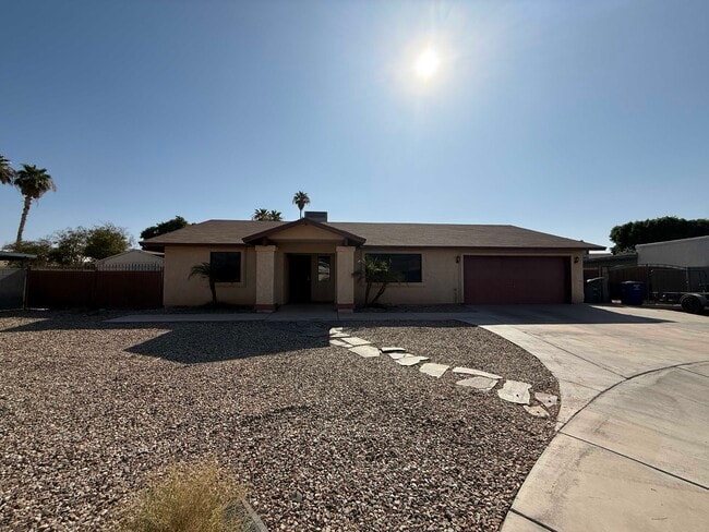 property at 1356 S 41st Ave