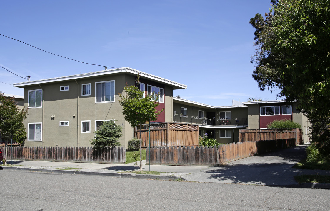 994-996 60th St in Emeryville, CA - Building Photo