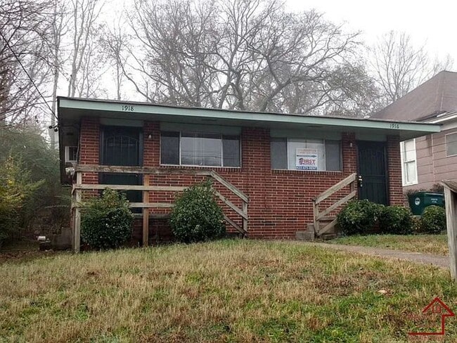 property at 1918 Ivy St