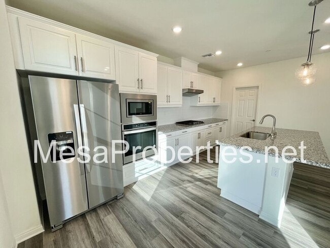 1709 Cedar Tree Pl in Upland, CA - Building Photo - Building Photo