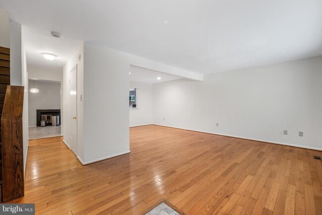 11521 Shell Flower Ln in Columbia, MD - Building Photo - Building Photo