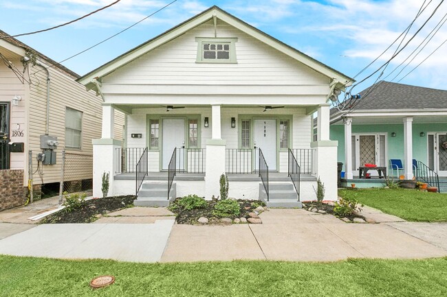 property at 1808 Lowerline St