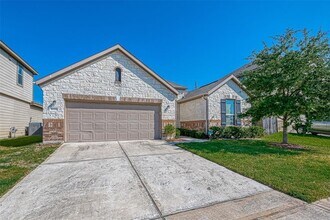 16506 Old Saybrook Dr in Houston, TX - Building Photo - Building Photo