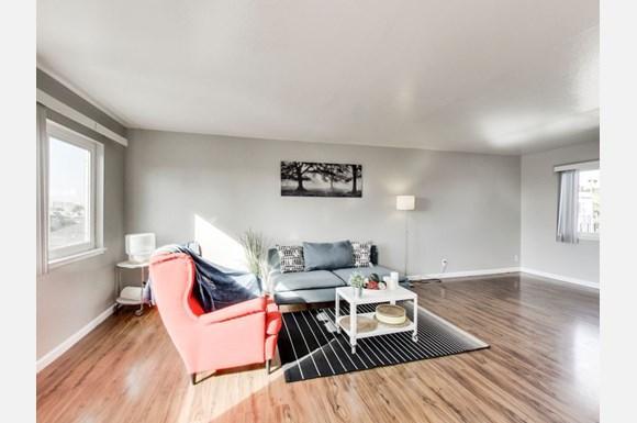 1002 E 23rd St in Oakland, CA - Building Photo