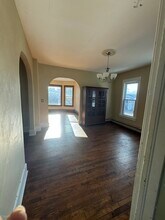 10 E Nelson St in Deerfield, WI - Foto de edificio - Building Photo