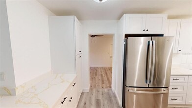 4421 Gandy Cir in Tampa, FL - Building Photo - Building Photo