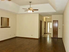 6024 Cedar Tree Dr in Milton, FL - Foto de edificio - Building Photo