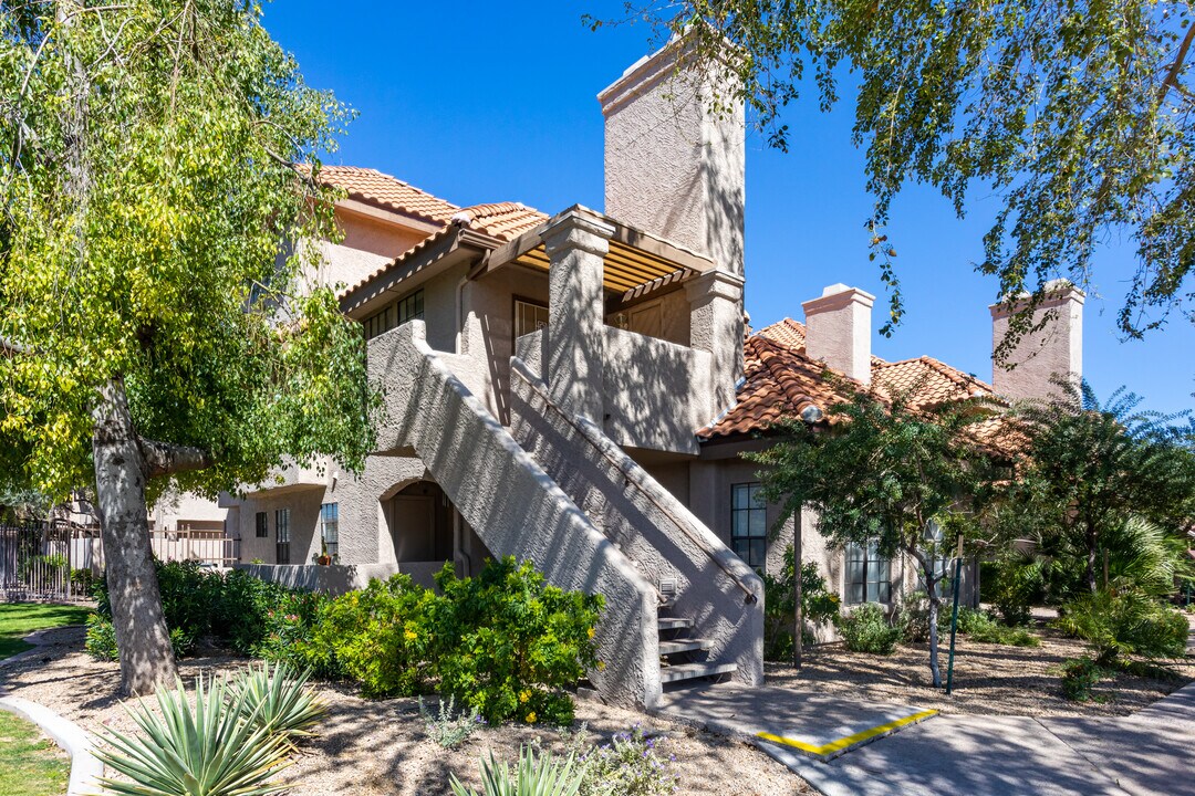 Parkview Villas in Scottsdale, AZ - Building Photo