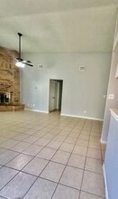 8114 Vista Del Sol Dr in Houston, TX - Building Photo - Building Photo