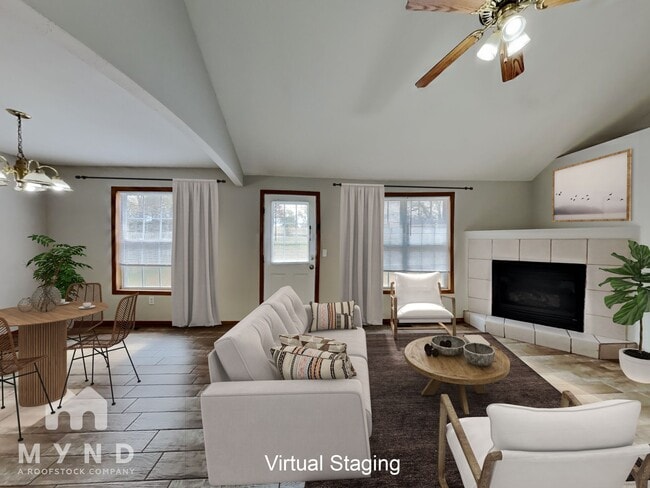 1000 W Snider St in Ozark, MO - Building Photo - Building Photo